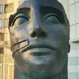 Mitoraj rzeźby cena: Rekordy, widełki i jak kupić bezpiecznie?