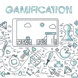 Illustration mit vielen Symbolen wie Diamanten, Würfeln, Herzen, Schlüsseln und einem Schachfiguren-Symbol, die Gamification beispiele darstellen.