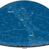 Mapa nieba z gwiazdozbiorami widocznymi w Polsce: Wieloryb, Ryby, Pegaz, Andromeda, Jaszczurka, Lis, Łabędź, Cefeusz, Smok, Lutnia, Herkules, Korona Półn., Wolarz, Wąż, Wężownik, Panna, Waga, Strzelec, Koziorożec, Wodnik, Orzeł, Delfin, Żrebię, Tarcza.
