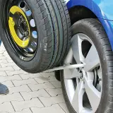 Opony Run Flat czy zwykłe? Które wybrać? Bezpieczeństwo i koszty