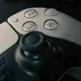 Najlepsze gry na PS5 dla fanów survival horroru – co warto kupić w 2026 roku?