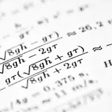 Matematyka na studiach wyższych: czego uczelnie oczekują i jak się przygotować