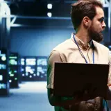 Jak wybrać tani hosting o stabilnej wydajności?