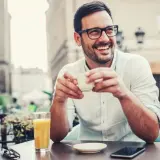 Architekci światła: Jak okulary właściwie „naprawiają” nasz wzrok?