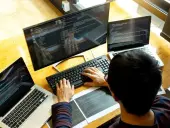 Laptop jako monitor: Poradnik krok po kroku. Bez opóźnień!