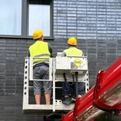 Jak zdjąć płytki ze ściany bez uszkodzenia - uniknij kosztownych błędów