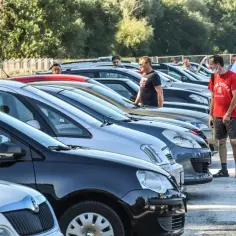 Czy giełda samochodowa jest czynna w niedziele? Sprawdź godziny otwarcia