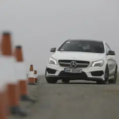 Mercedes CLA 45 AMG - moc, osiągi i cena, które Cię zaskoczą
