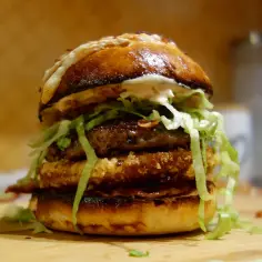 Jak zrobić burgera jak z McDonald's w domu – prosty przepis i sekrety smaku