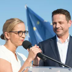 Czy Trzaskowski ma żonę? Oto zaskakujące szczegóły o Małgorzacie
