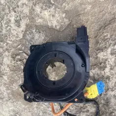 Cewka airbagu, znana też jako DSTC, to kluczowy element systemu bezpieczeństwa.