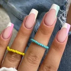 Jak długo trzyma się hybryda? Sprawdź, co wpływa na trwałość manicure hybrydowego