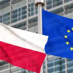 W którym roku weszliśmy do Unii Europejskiej? Poznaj ważne fakty