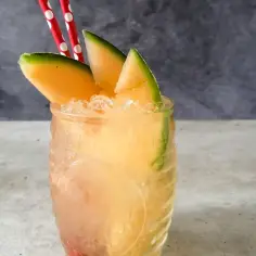 Najlepsze drinki z sokiem mango, które orzeźwią każdego latem