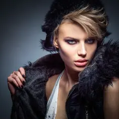 Jak zostać modelką po 40? Odkryj tajniki kariery w modelingu