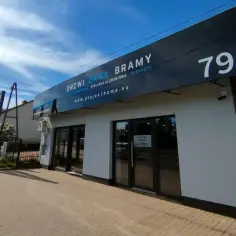 Nowoczesny salon z oknami, drzwiami i bramami w Rzeszowie.