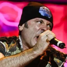 Bruce dickinson: różnice w nagrywaniu solo i z iron maiden jak dzieci w piaskownicy