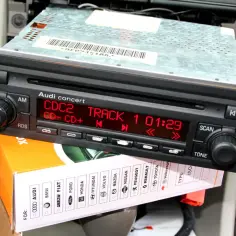 Jak włączyć Bluetooth w Audi A4 B6 i uniknąć problemów z łącznością