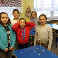 Jak zbudować wieżę z makaronu spaghetti - sprawdzone techniki i porady