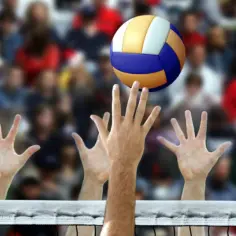Co wolisz piłka nożna czy siatkówka? Poznaj emocje obu sportów
