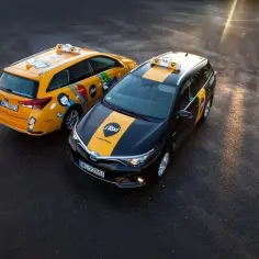 Ile kosztuje taxi z lotniska w Poznaniu na dworzec PKP? Sprawdź ceny!