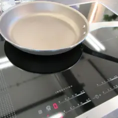 Jak odblokować płytę indukcyjną Whirlpool: prosty sposób w 3 krokach