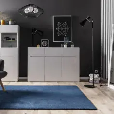 Jaki kolor paneli do białych mebli, aby uniknąć błędów w aranżacji?