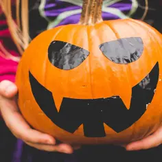 Jak się pisze Halloween - poznaj zasady poprawnej polskiej pisowni