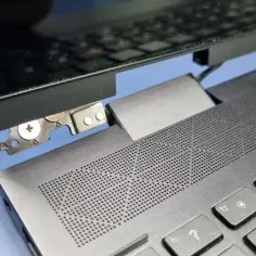 Wymiana baterii w HP Pavilion - uniknij problemów z laptopem