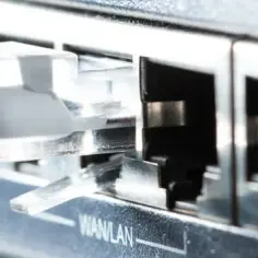 Jak wygląda kabel ethernet? Poznaj jego cechy i różnice z innymi kablami