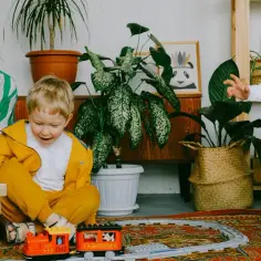 Jak znaleźć kawiarnię przyjazną dzieciom w Warszawie? Top miejsca