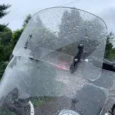 Jak prawidłowo ustawić deflektor motocyklowy i poprawić komfort jazdy