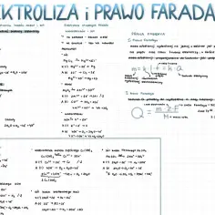 Prawo Faradaya: masa wydzielonej substancji jest proporcjonalna do ładunku, a stała Faradaya to 96500 C.