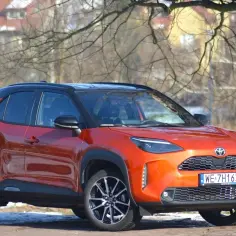 Toyota Yaris Cross czy warto? Sprawdź zalety i wady tego SUV-a