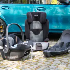 Jakie auto pomieści 3 foteliki na tylnej kanapie? Sprawdź modele!
