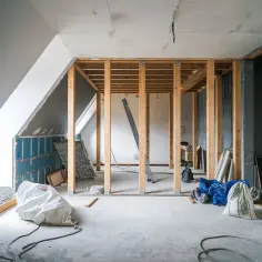 Ile kosztuje remont pokoju? Poznaj ceny i jak o nie pytać