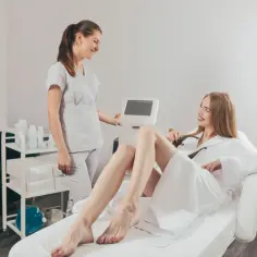 Bikini głębokie co to? Odkryj metody depilacji i efekty