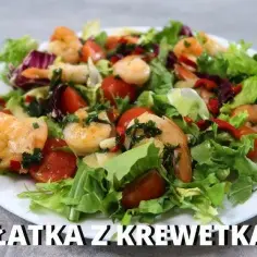 Jaka sałatka do krewetek, aby zaskoczyć gości wyjątkowym smakiem?