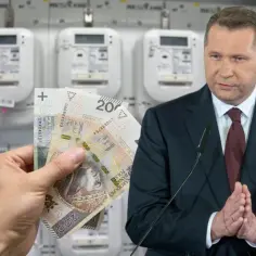 Mężczyzna w garniturze i pieniądze w ręce na tle liczników energii elektrycznej. Czy to zapowiedź podwyżek ets?