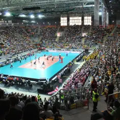 Hale sportowe Częstochowa: Żużlowa, Polonia, wynajem co wybrać?