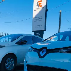 Ile kosztuje elektryk samochodowy? Sprawdź, by uniknąć wysokich wydatków