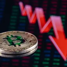 Dlaczego kryptowaluty spadają? Odkryj przyczyny tego zjawiska