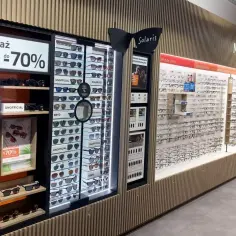 W Vision Express znajdziesz szeroki wybór okularów i soczewek. Czy dobrze badają wzrok? Sprawdź sam!