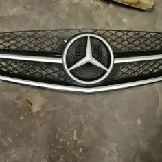 Najlepsze grille do Mercedes W204 - Wybierz idealny styl dla siebie
