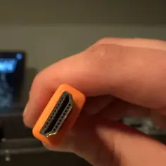 Jak podłączyć monitor do komputera kablem HDMI - proste kroki i porady
