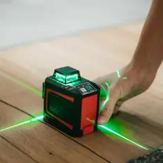 Jak działa poziomica - poznaj mechanizmy i zastosowanie w budownictwie