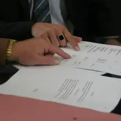 Kto ma ograniczoną zdolność do czynności prawnych? Poznaj ważne informacje