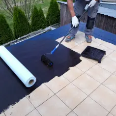Guma w płynie na balkon - Zabezpiecz taras bez prac remontowych