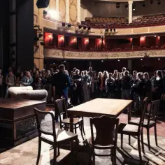 Jaki teatr w Warszawie polecacie? Odkryj najlepsze miejsca na spektakle