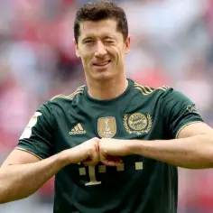Ile zarabia Lewandowski? Zaskakujące fakty o jego pensji i bonusach